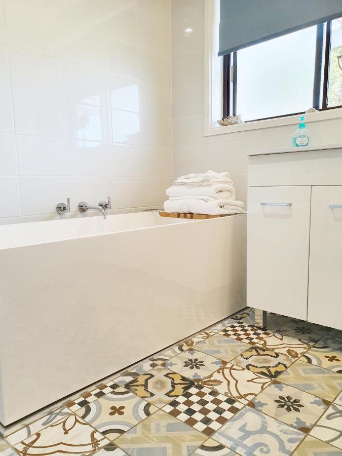 Marazul Best Deal - Stone Bathtub, Wifi, Functional - Mandarins And Lemons When Available Vincentia Εξωτερικό φωτογραφία